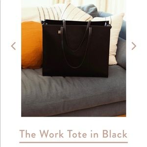 Beis Tote Bag - in black